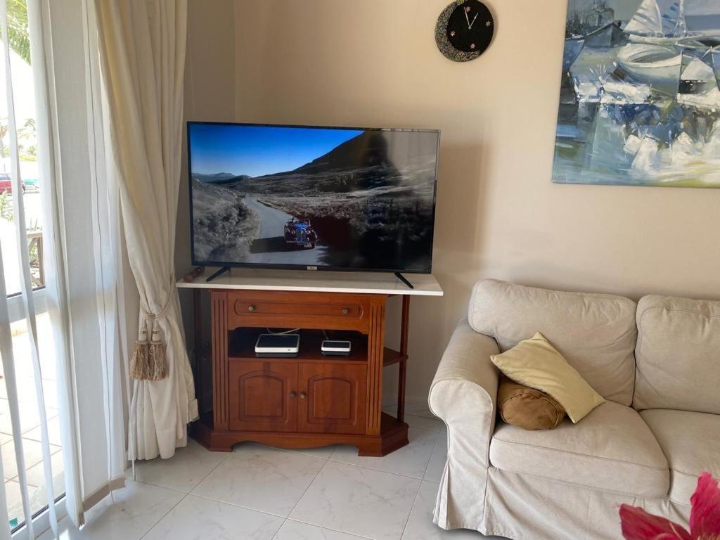 Villa Isa Sea Views Playa Blanca  Bagian luar foto